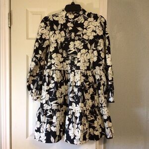 🎉🥂1/2 off 3+🛍️ Zara black white floral dress